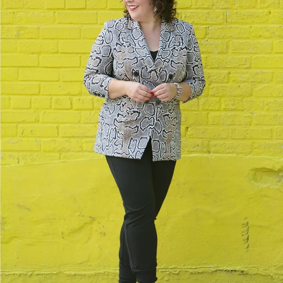 Cabi Python Jacket Style #3733 - Picture 10 of 11